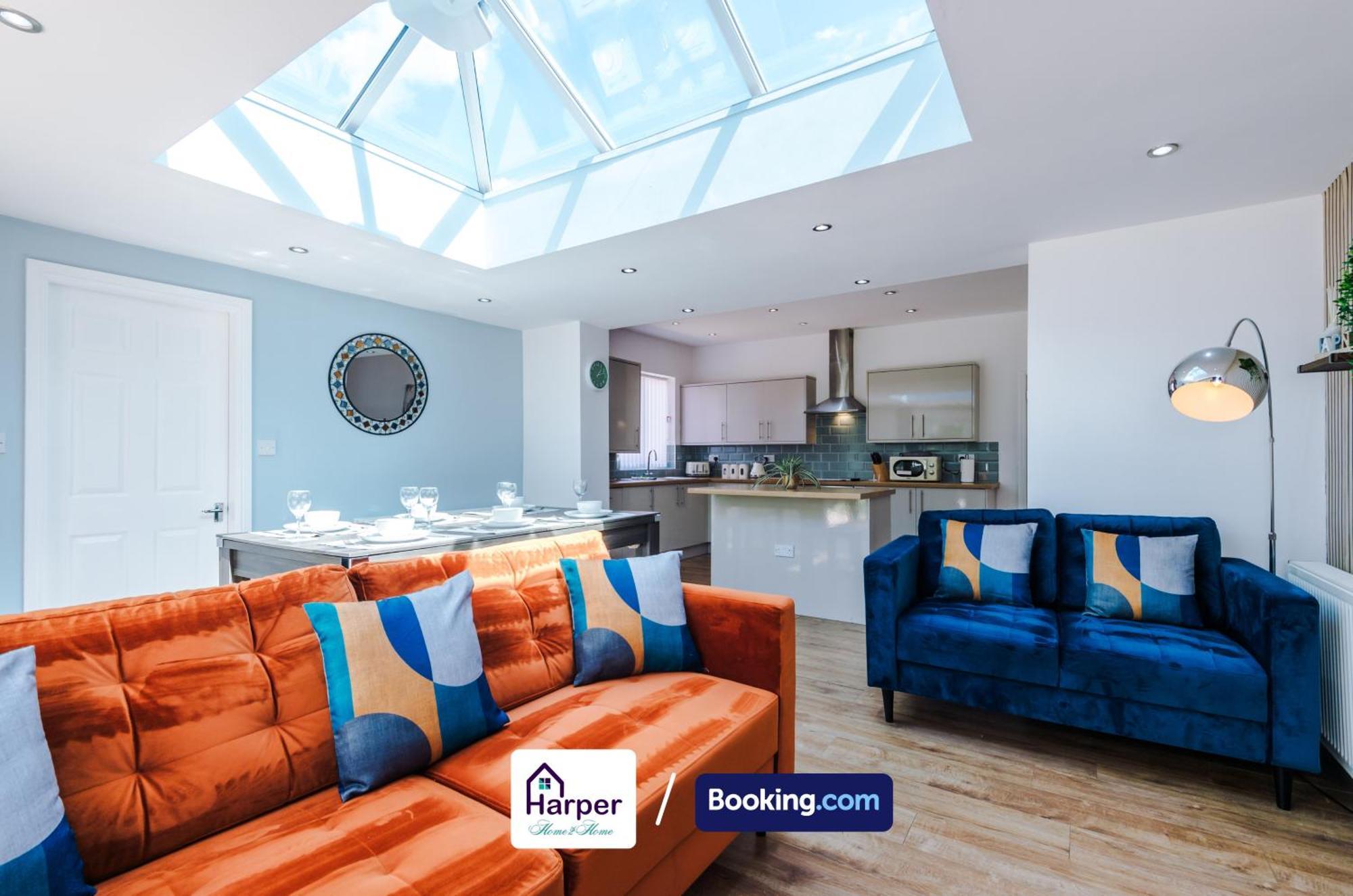 Spacious Detached Bungalow By Harperletting Short Lets & Serviced Accommodation Buckely With Pool Table & Driveway Buckley 외부 사진