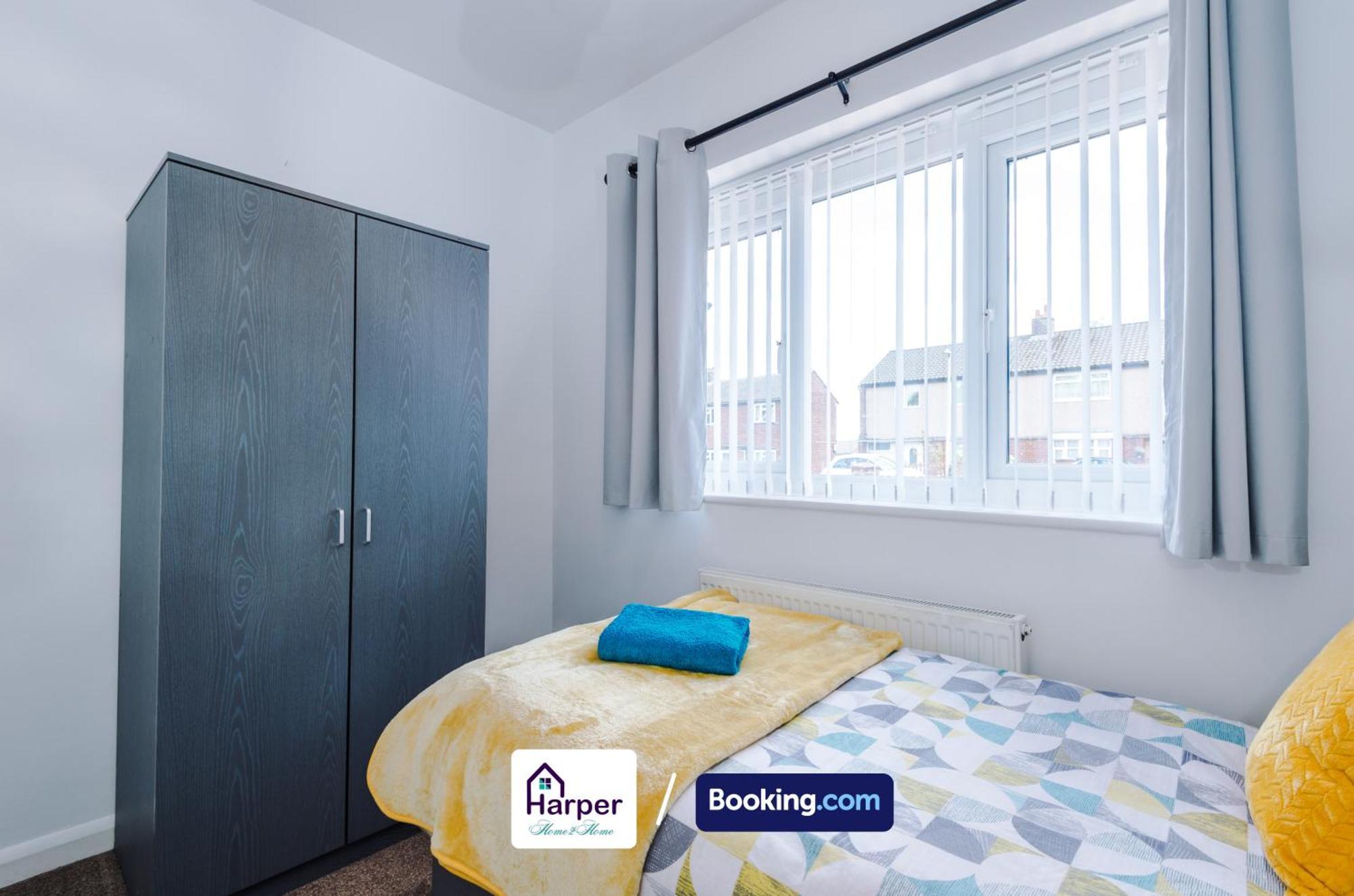 Spacious Detached Bungalow By Harperletting Short Lets & Serviced Accommodation Buckely With Pool Table & Driveway Buckley 외부 사진